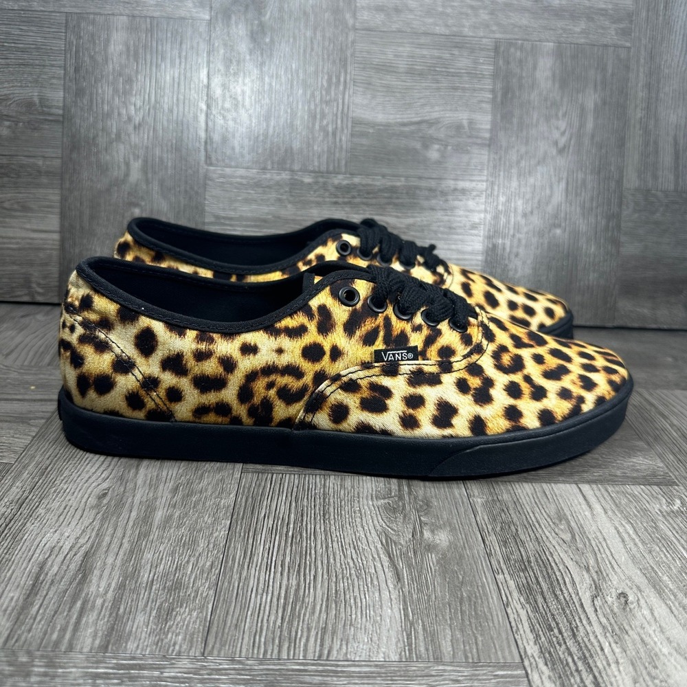 Vans Authentic Lo Pro Sneaker Women 10 Leopard Animal Print Black 500714 NEW